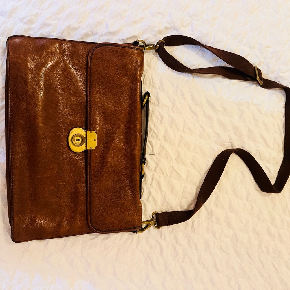 Used - Picture 4 of 4